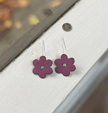 Load image into Gallery viewer, Purple Flower Power Earrings
